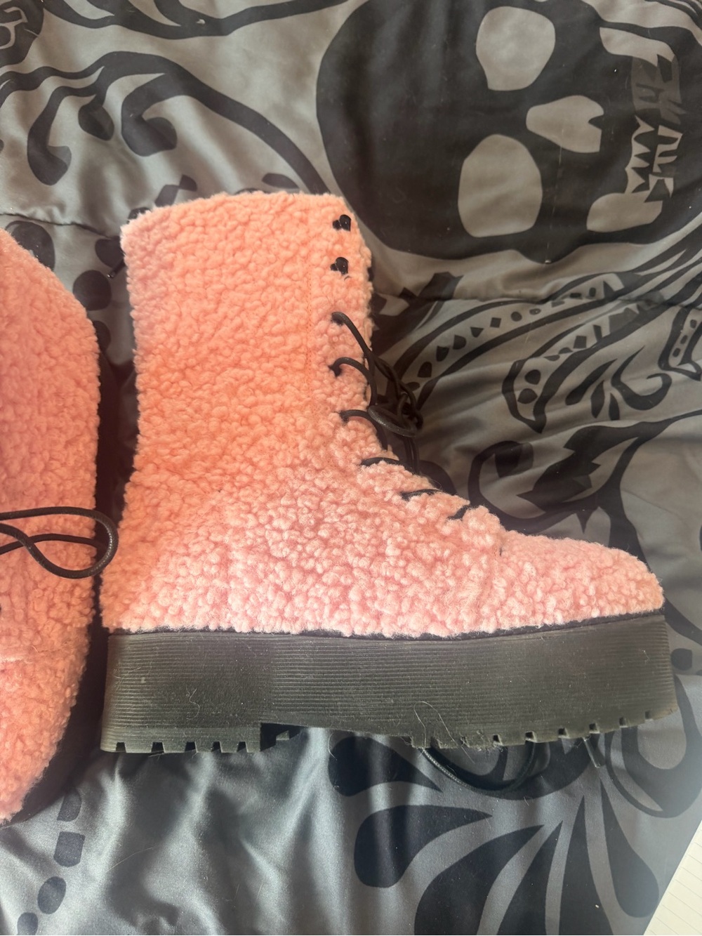 YRU Pink Faux-Sherpa Lace-Up Combat Boots - Picture 2 of 3
